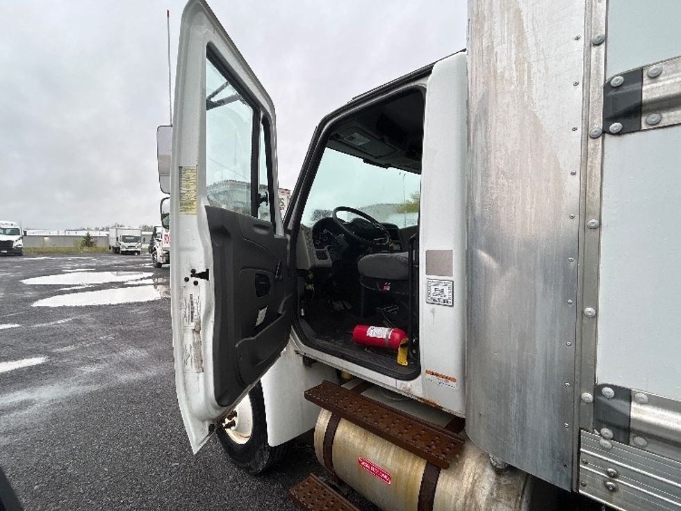 Medium Duty Box Truck-Light and Medium Duty Trucks-International-2018-4300-Watertown-NY-155,011\n\t\tmiles-$ 46,500 - Image 16