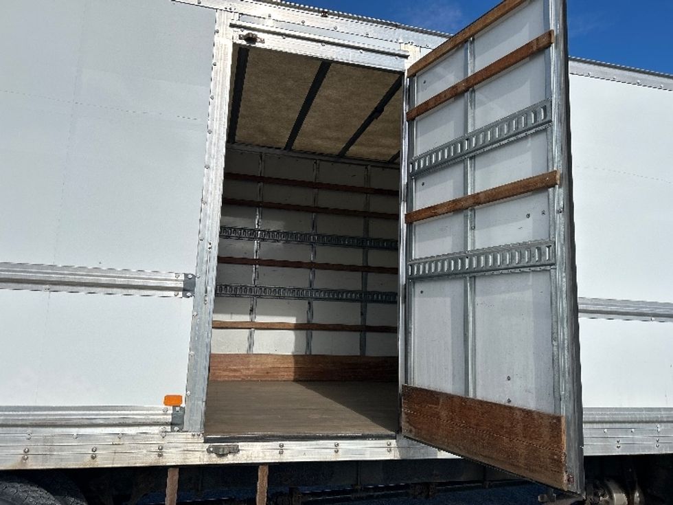 Medium Duty Box Truck-Light and Medium Duty Trucks-International-2018-4300-Watertown-NY-155,011\n\t\tmiles-$ 46,500 - Image 26