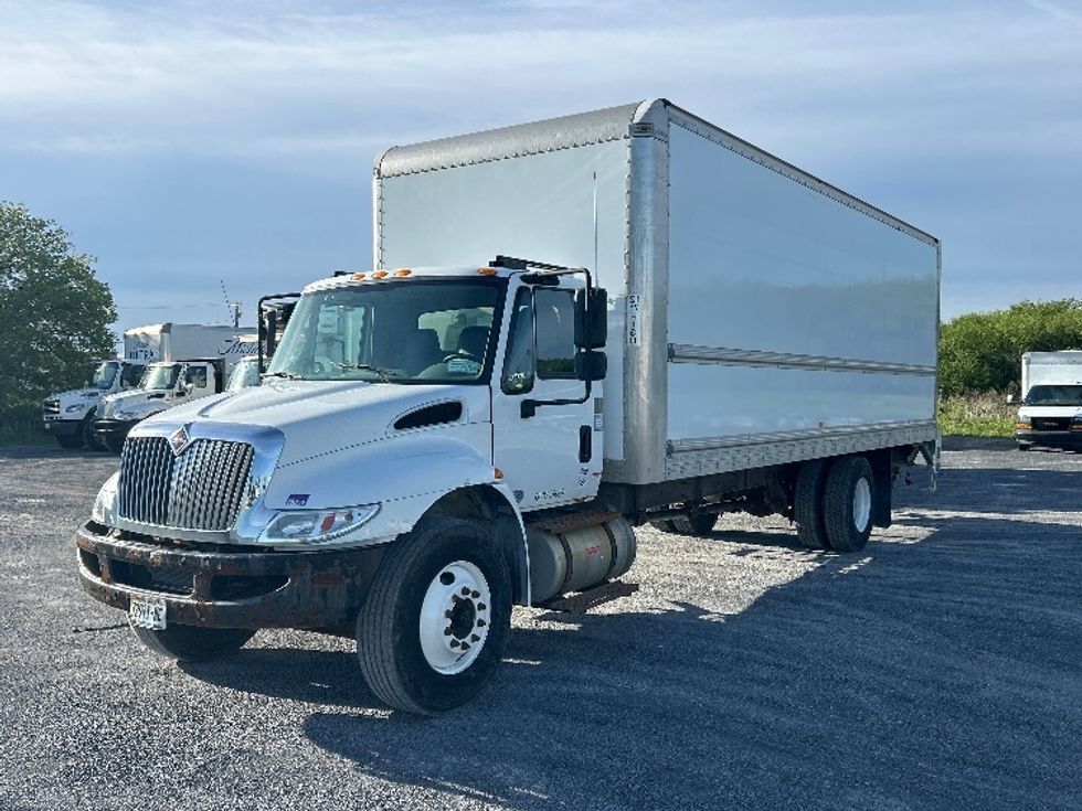 Medium Duty Box Truck-Light and Medium Duty Trucks-International-2018-4300-Watertown-NY-155,011\n\t\tmiles-$ 46,500 - Image 3