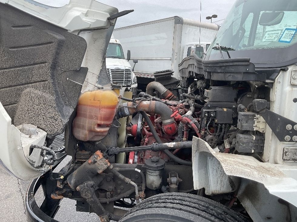 Medium Duty Box Truck-Light and Medium Duty Trucks-International-2018-4300-West Babylon-NY-122,840\n\t\tmiles-$ 44,250 - Image 24