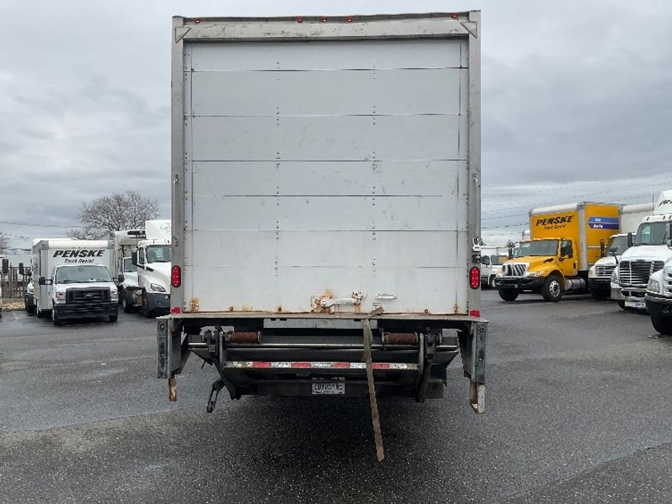 Medium Duty Box Truck-Light and Medium Duty Trucks-International-2018-4300-West Babylon-NY-122,840\n\t\tmiles-$ 44,250 - Image 7
