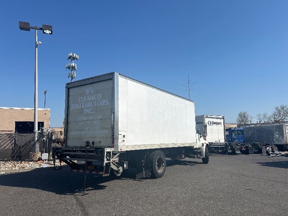 Medium Duty Box Truck-Light and Medium Duty Trucks-International-2018-4300-West Babylon-NY-251,011\n\t\tmiles-$ 26,750 - Image 11