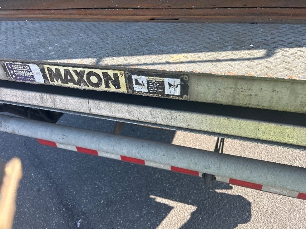 Medium Duty Box Truck-Light and Medium Duty Trucks-International-2018-4300-West Babylon-NY-251,011\n\t\tmiles-$ 26,750 - Image 8