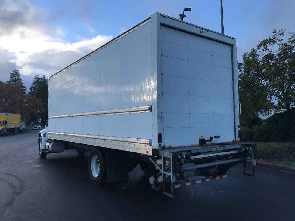 Medium Duty Box Truck-Light and Medium Duty Trucks-International-2018-4300-West Sacramento-CA-107,246\n\t\tmiles-$ 48,750 - Image 6