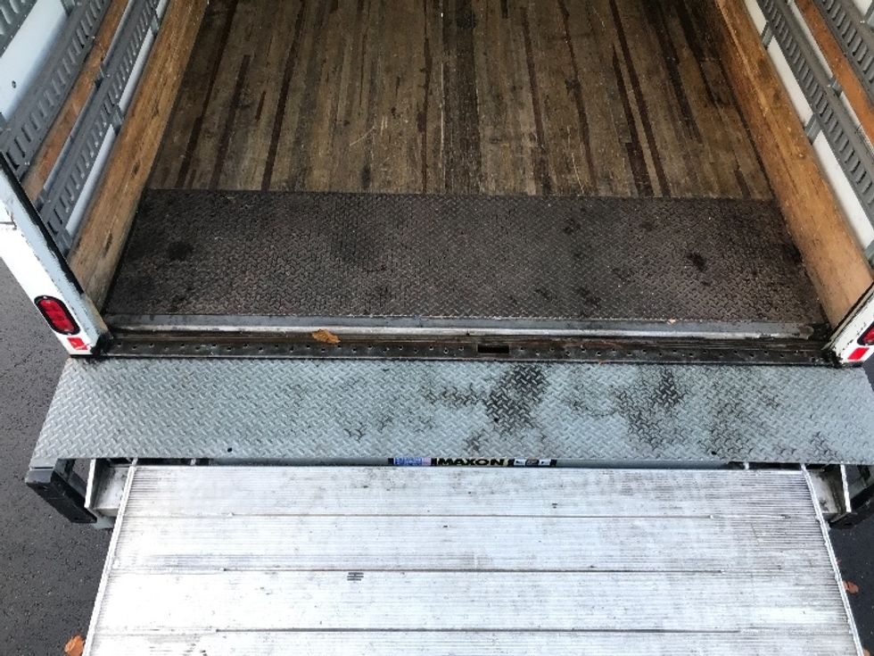 Medium Duty Box Truck-Light and Medium Duty Trucks-International-2018-4300-West Sacramento-CA-107,246\n\t\tmiles-$ 48,750 - Image 10