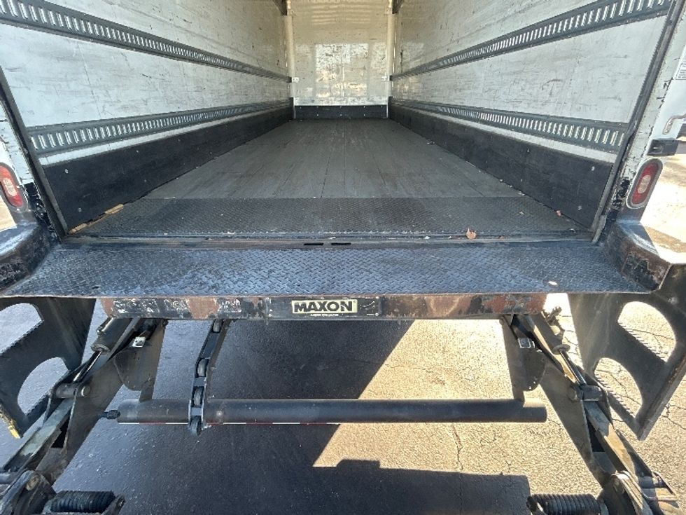 Medium Duty Box Truck-Light and Medium Duty Trucks-International-2018-4300-West Sacramento-CA-153,066\n\t\tmiles-$ 54,250 - Image 10