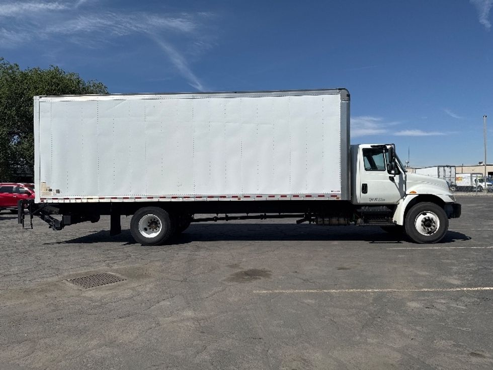 Medium Duty Box Truck-Light and Medium Duty Trucks-International-2018-4300-West Valley City-UT-207,290\n\t\tmiles-$ 41,000 - Image 15