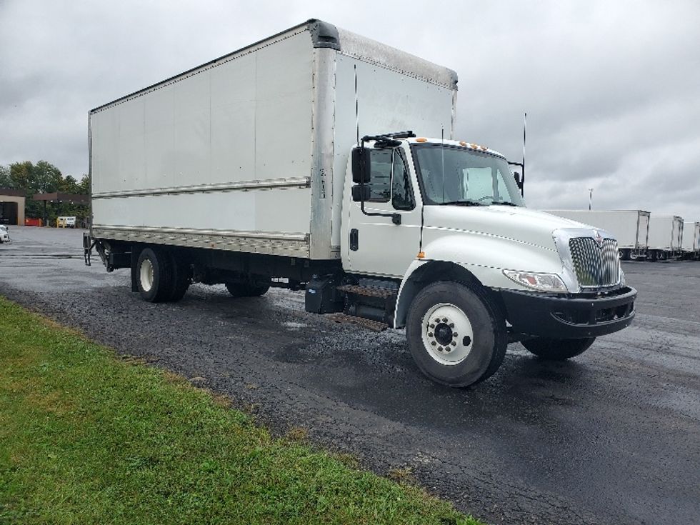 2018 International 4300 Medium Duty Box Truck