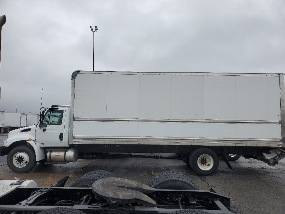 2018 International 4300 Medium Duty Box Truck