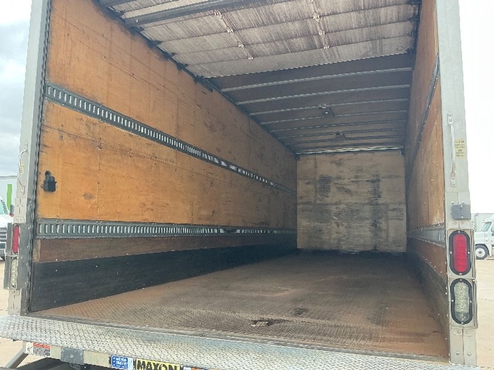 Medium Duty Box Truck-Light and Medium Duty Trucks-International-2018-4400-Grand Prairie-TX-201,797\n\t\tmiles-$ 56,000 - Image 11