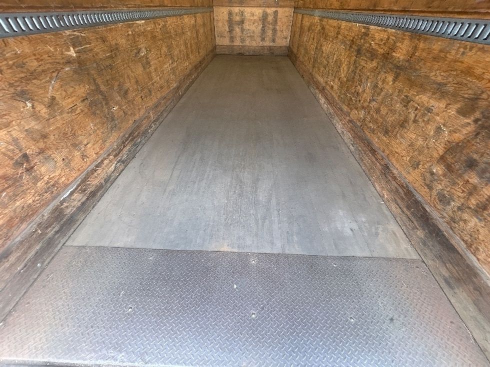 Medium Duty Box Truck-Light and Medium Duty Trucks-International-2018-4400-Mississauga-ON-299,156\n\t\tkm-$ 73,500 - Image 10