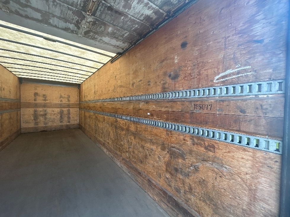 Medium Duty Box Truck-Light and Medium Duty Trucks-International-2018-4400-Mississauga-ON-299,156\n\t\tkm-$ 73,500 - Image 12