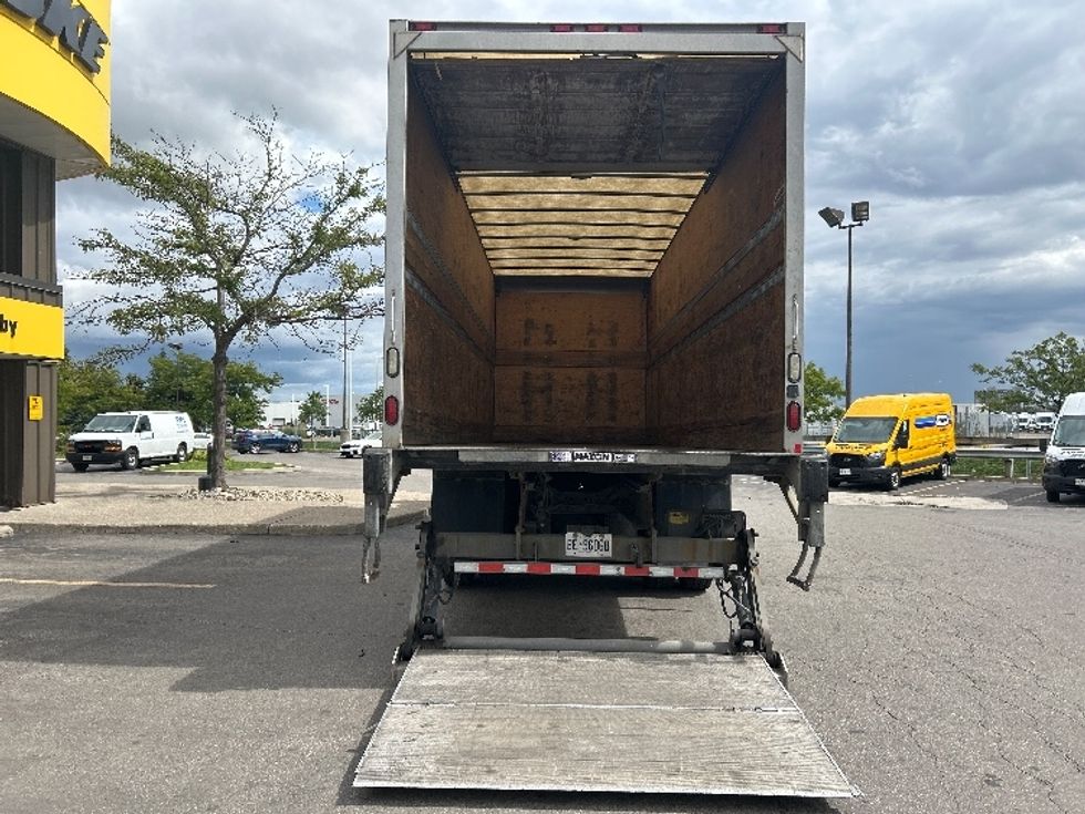Medium Duty Box Truck-Light and Medium Duty Trucks-International-2018-4400-Mississauga-ON-299,156\n\t\tkm-$ 73,500 - Image 9