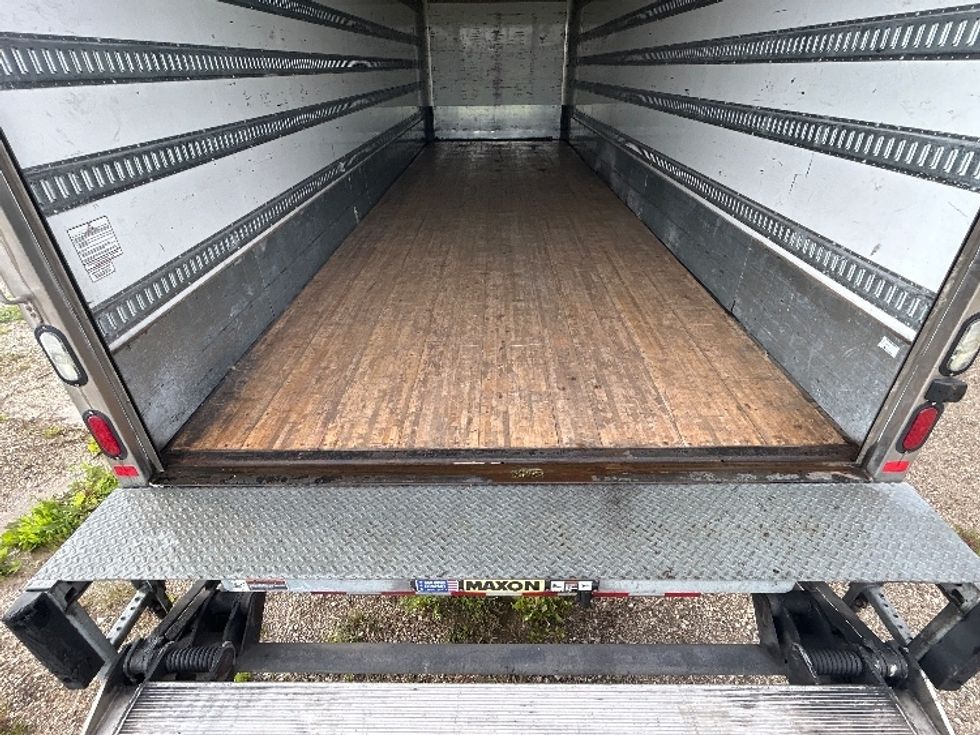 Medium Duty Box Truck-Light and Medium Duty Trucks-International-2018-4400-Sturtevant-WI-194,719\n\t\tmiles-$ 60,750 - Image 10