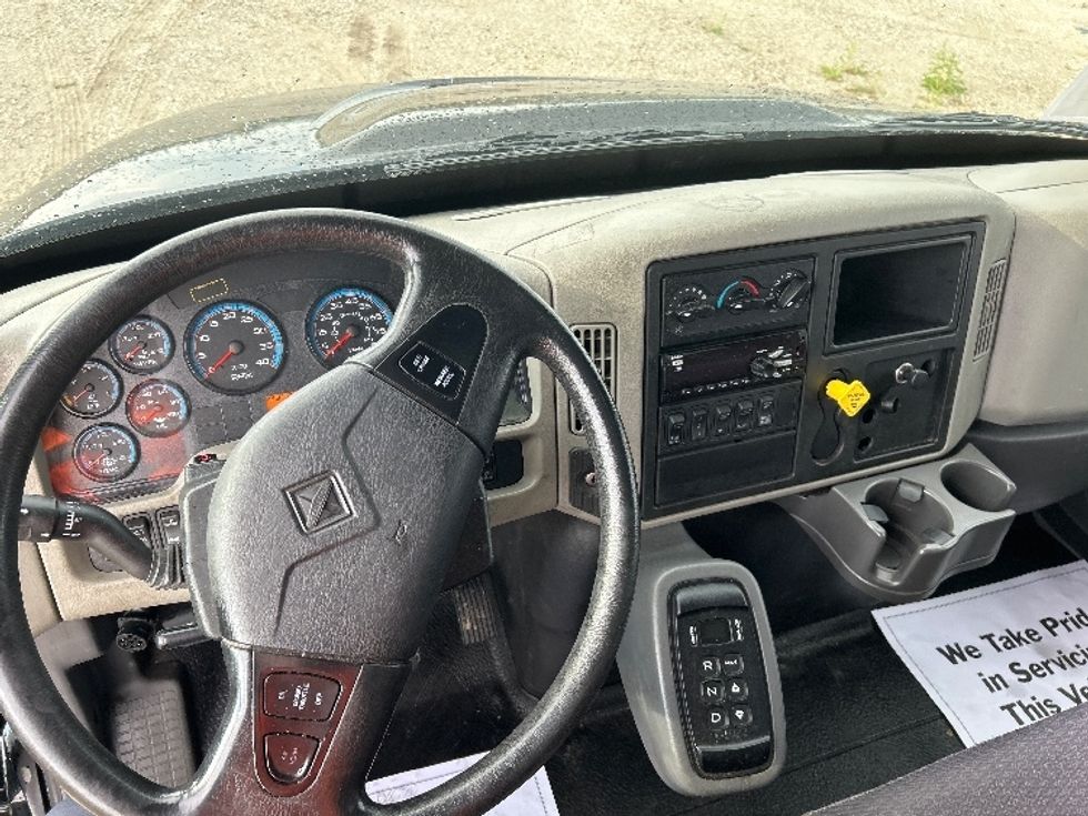 Medium Duty Box Truck-Light and Medium Duty Trucks-International-2018-4400-Sturtevant-WI-194,719\n\t\tmiles-$ 60,750 - Image 18