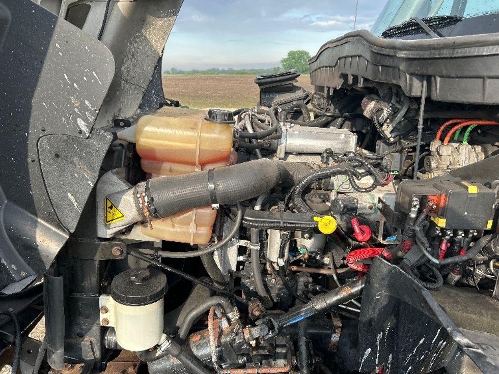 Medium Duty Box Truck-Light and Medium Duty Trucks-International-2018-4400-Sturtevant-WI-194,719\n\t\tmiles-$ 60,750 - Image 24