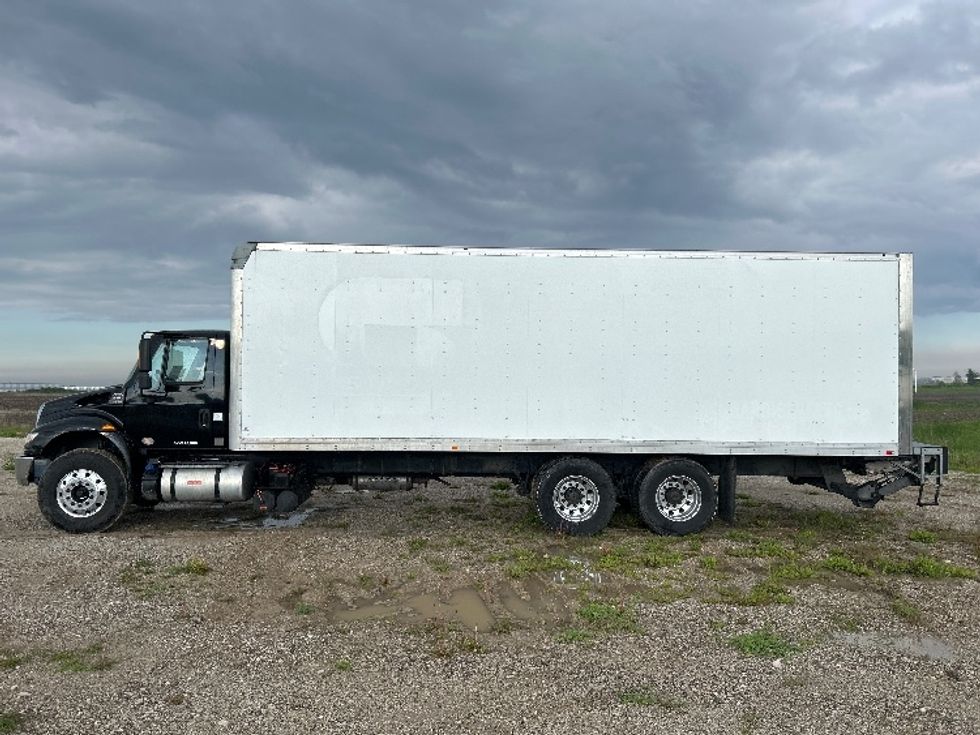 Medium Duty Box Truck-Light and Medium Duty Trucks-International-2018-4400-Sturtevant-WI-194,719\n\t\tmiles-$ 60,750 - Image 4