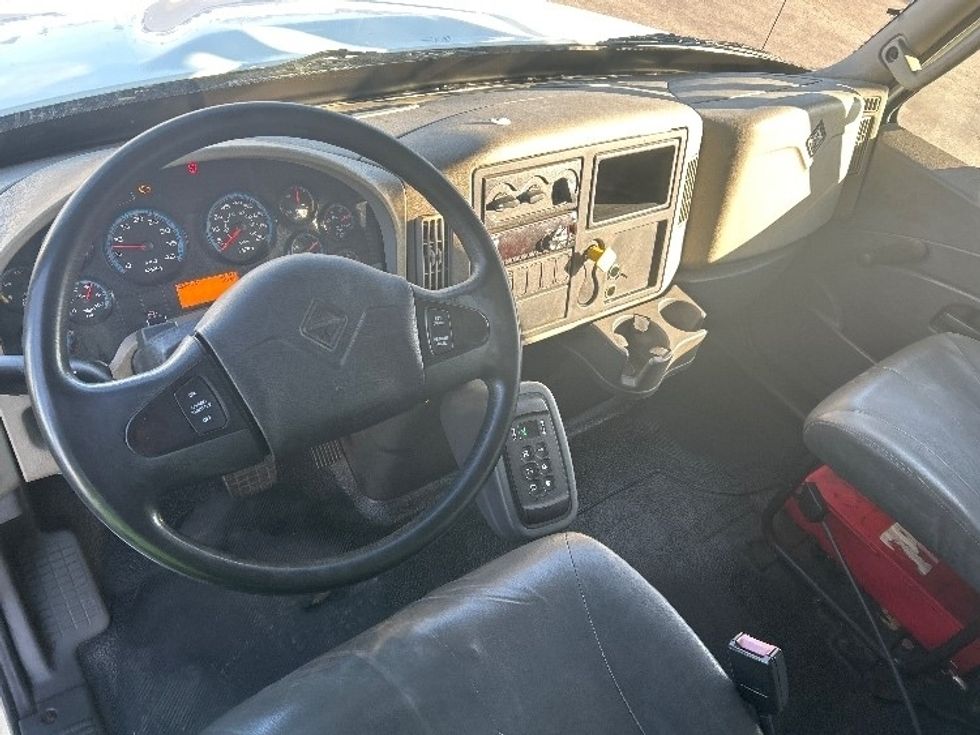 Medium Duty Box Truck-Light and Medium Duty Trucks-International-2018-4400-Sturtevant-WI-364,384\n\t\tmiles-$ 34,000 - Image 16