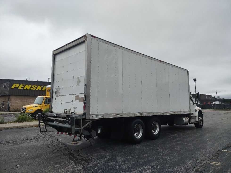 Medium Duty Box Truck-Light and Medium Duty Trucks-International-2018-4400-Toronto-ON-292,100\n\t\tkm-$ 74,500 - Image 13