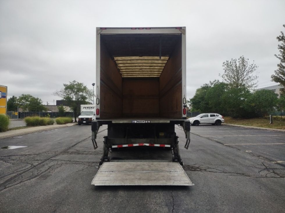 Medium Duty Box Truck-Light and Medium Duty Trucks-International-2018-4400-Toronto-ON-292,100\n\t\tkm-$ 74,500 - Image 9