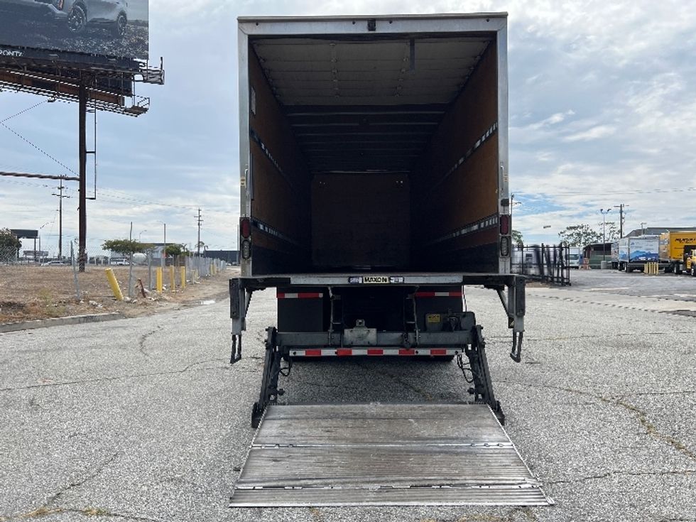 Medium Duty Box Truck-Light and Medium Duty Trucks-International-2018-4400-Torrance-CA-187,424\n\t\tmiles-$ 59,500 - Image 9