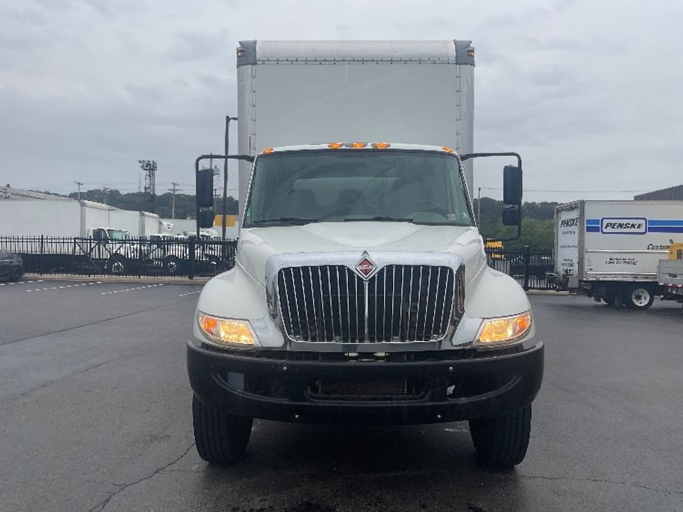 Medium Duty Box Truck-Light and Medium Duty Trucks-International-2019-4300-Akron-OH-110,658\n\t\tmiles-$ 50,500 - Image 2