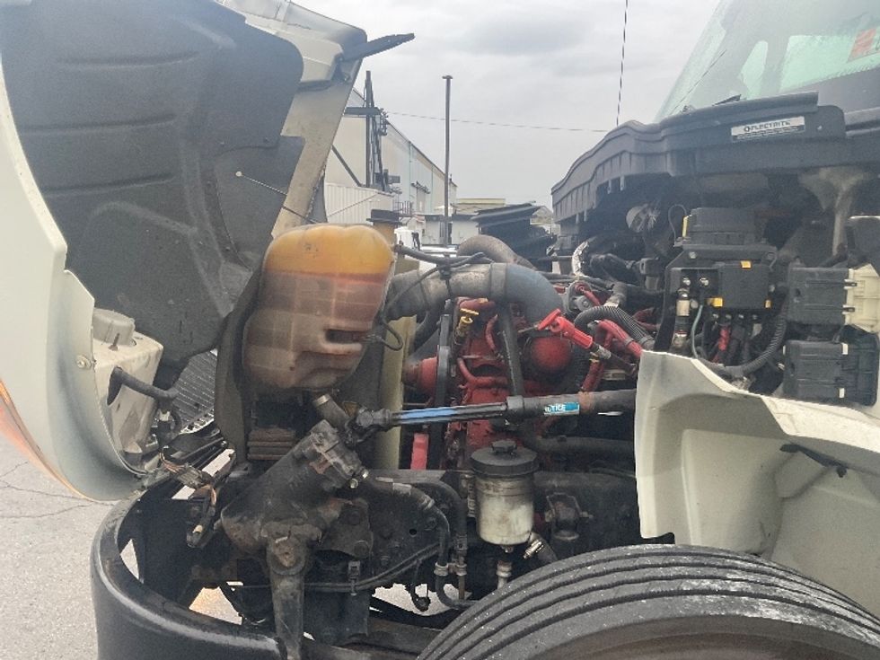 Medium Duty Box Truck-Light and Medium Duty Trucks-International-2019-4300-Akron-OH-110,658\n\t\tmiles-$ 50,500 - Image 24