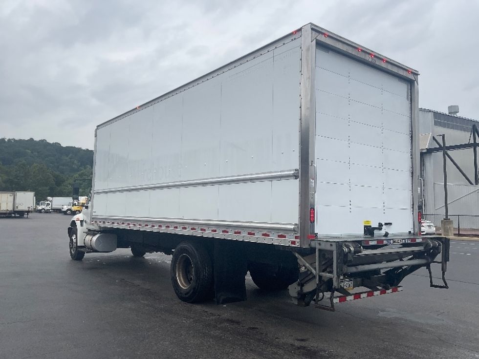 Medium Duty Box Truck-Light and Medium Duty Trucks-International-2019-4300-Akron-OH-110,658\n\t\tmiles-$ 50,500 - Image 6