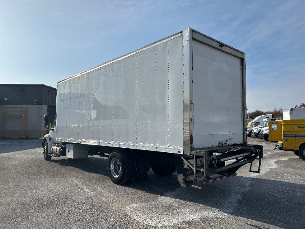 Medium Duty Box Truck-Light and Medium Duty Trucks-International-2019-4300-Akron-OH-248,192\n\t\tmiles-$ 34,250 - Image 6