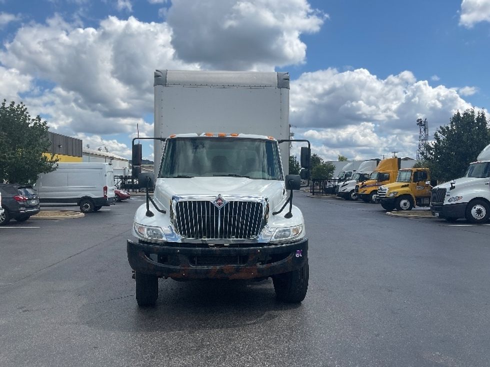 Medium Duty Box Truck-Light and Medium Duty Trucks-International-2019-4300-Akron-OH-252,564\n\t\tmiles-$ 24,250 - Image 2
