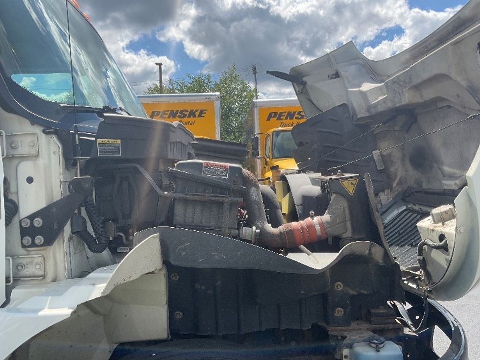 Medium Duty Box Truck-Light and Medium Duty Trucks-International-2019-4300-Akron-OH-252,564\n\t\tmiles-$ 24,250 - Image 23