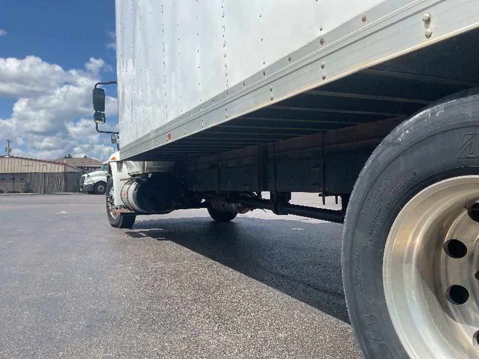 Medium Duty Box Truck-Light and Medium Duty Trucks-International-2019-4300-Akron-OH-252,564\n\t\tmiles-$ 24,250 - Image 5