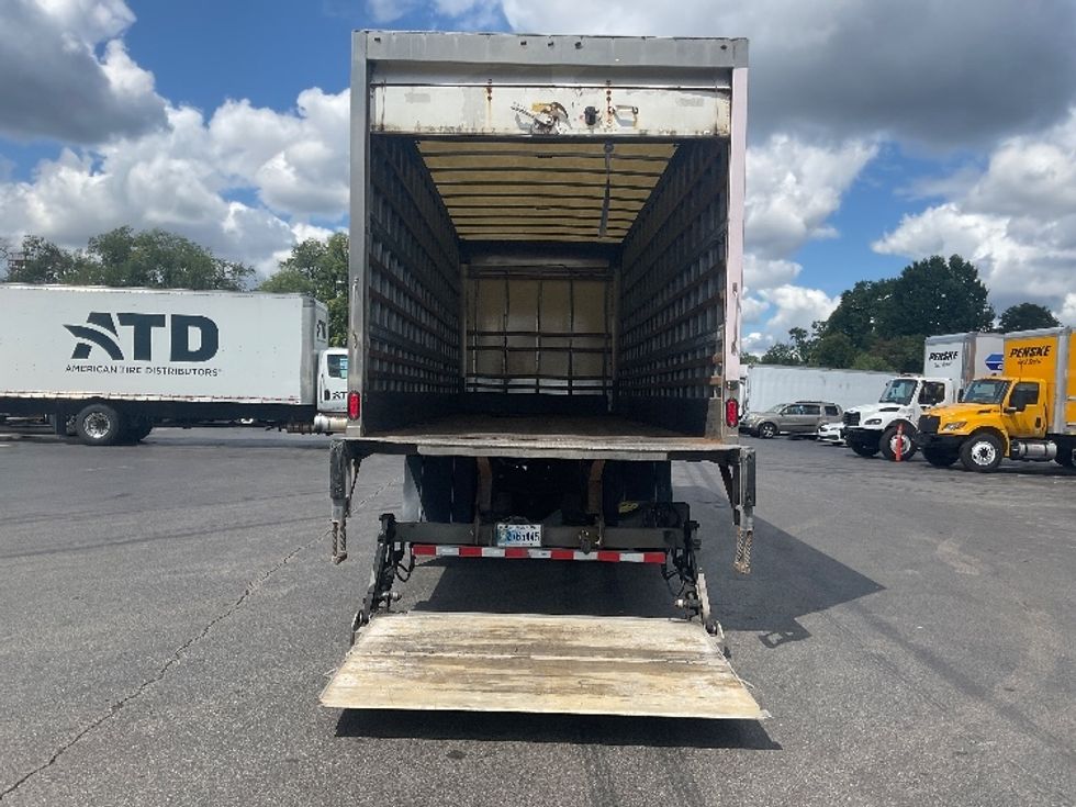 Medium Duty Box Truck-Light and Medium Duty Trucks-International-2019-4300-Akron-OH-252,564\n\t\tmiles-$ 24,250 - Image 9