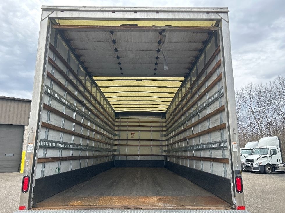 Medium Duty Box Truck-Light and Medium Duty Trucks-International-2019-4300-Akron-OH-61,539\n\t\tmiles-$ 50,250 - Image 8