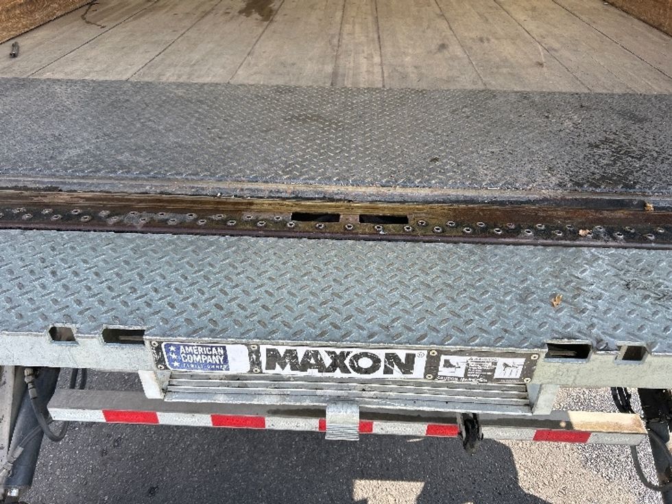 Medium Duty Box Truck-Light and Medium Duty Trucks-International-2019-4300-Albuquerque-NM-210,775\n\t\tmiles-$ 37,500 - Image 10