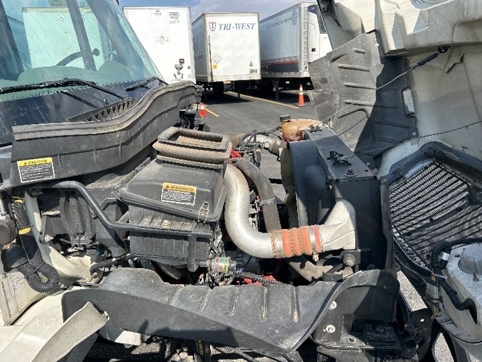 Medium Duty Box Truck-Light and Medium Duty Trucks-International-2019-4300-Albuquerque-NM-210,775\n\t\tmiles-$ 37,500 - Image 23