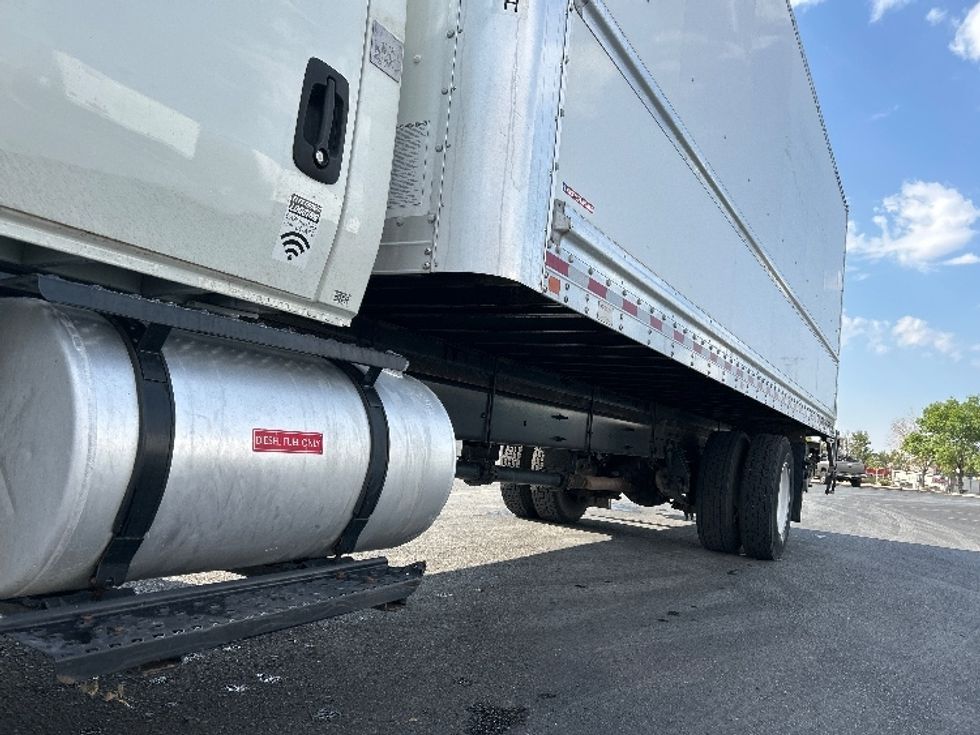 Medium Duty Box Truck-Light and Medium Duty Trucks-International-2019-4300-Albuquerque-NM-210,775\n\t\tmiles-$ 37,500 - Image 5
