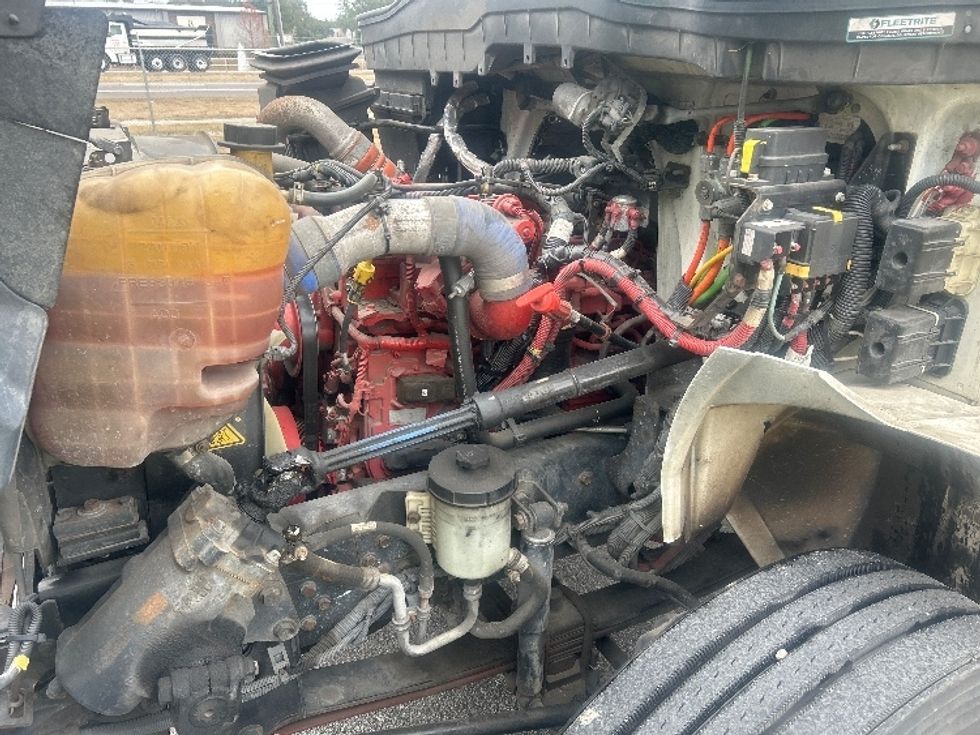 Medium Duty Box Truck-Light and Medium Duty Trucks-International-2019-4300-Apopka-FL-207,000\n\t\tmiles-$ 37,750 - Image 24