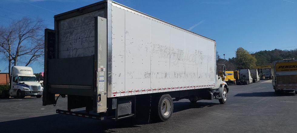 Medium Duty Box Truck-Light and Medium Duty Trucks-International-2019-4300-Atlanta-GA-293,881\n\t\tmiles-$ 29,000 - Image 13
