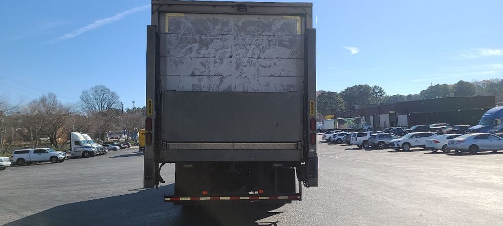 Medium Duty Box Truck-Light and Medium Duty Trucks-International-2019-4300-Atlanta-GA-293,881\n\t\tmiles-$ 29,000 - Image 7