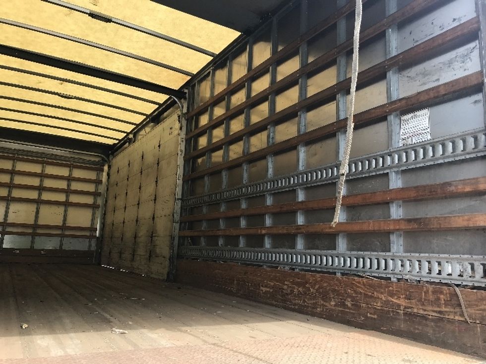 Medium Duty Box Truck-Light and Medium Duty Trucks-International-2019-4300-Auburn-MA-285,855\n\t\tmiles-$ 23,250 - Image 12