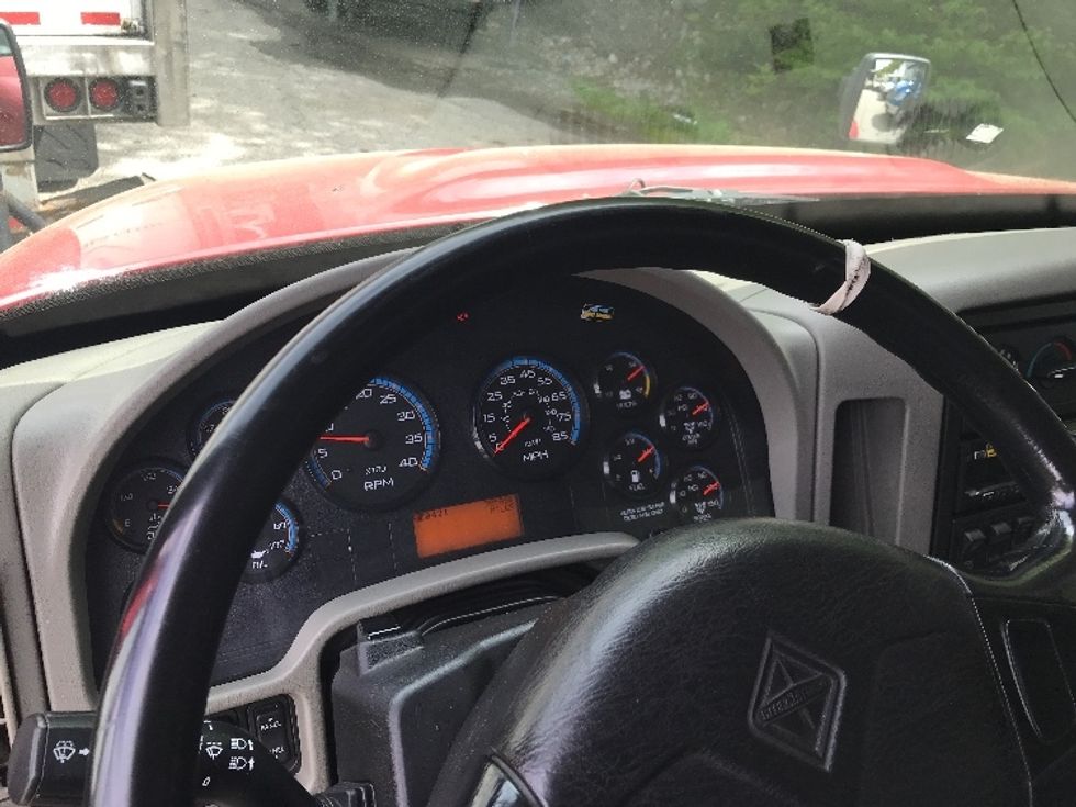 Medium Duty Box Truck-Light and Medium Duty Trucks-International-2019-4300-Auburn-MA-285,855\n\t\tmiles-$ 23,250 - Image 18