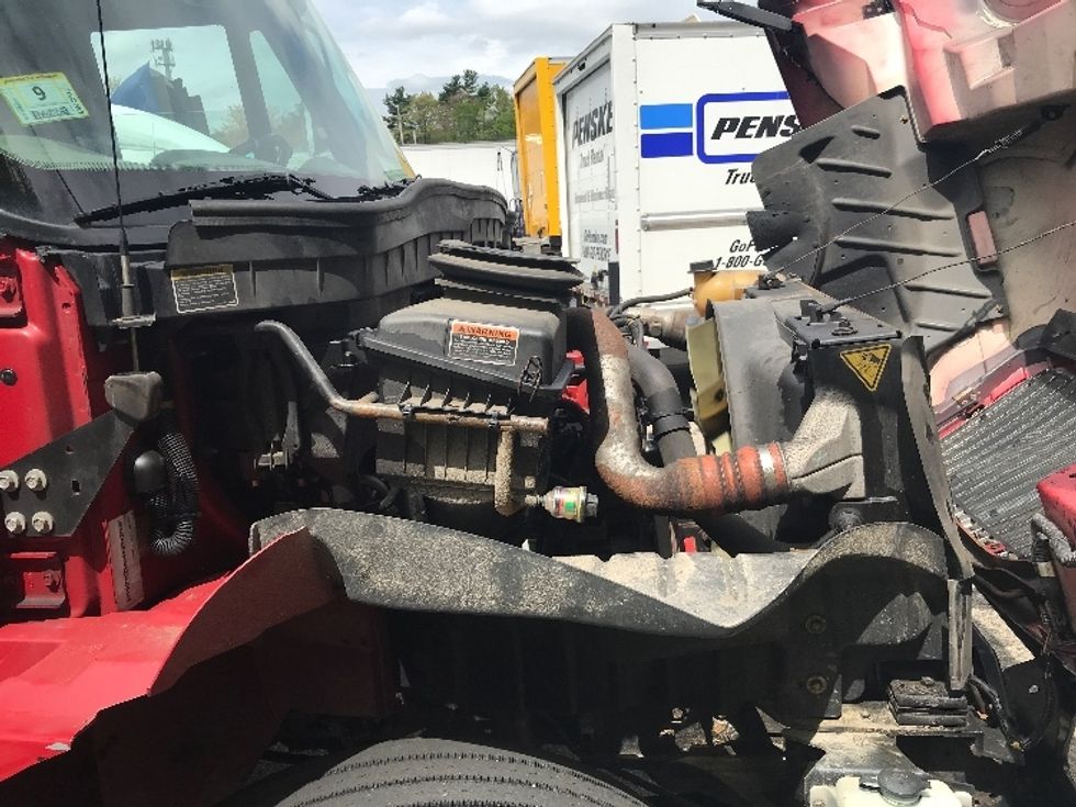 Medium Duty Box Truck-Light and Medium Duty Trucks-International-2019-4300-Auburn-MA-285,855\n\t\tmiles-$ 23,250 - Image 23