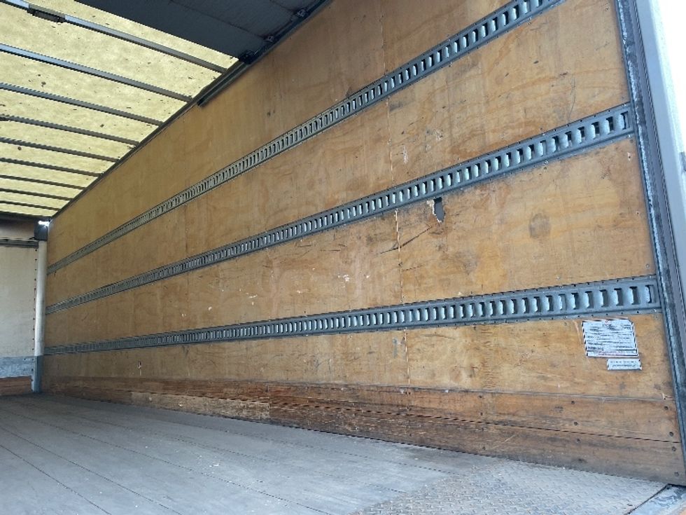 Medium Duty Box Truck-Light and Medium Duty Trucks-International-2019-4300-Aurora-CO-126,364\n\t\tmiles-$ 57,000 - Image 12