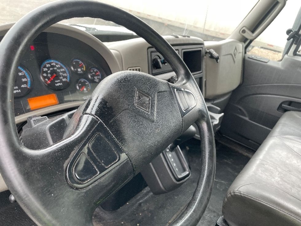 Medium Duty Box Truck-Light and Medium Duty Trucks-International-2019-4300-Aurora-CO-126,364\n\t\tmiles-$ 57,000 - Image 17