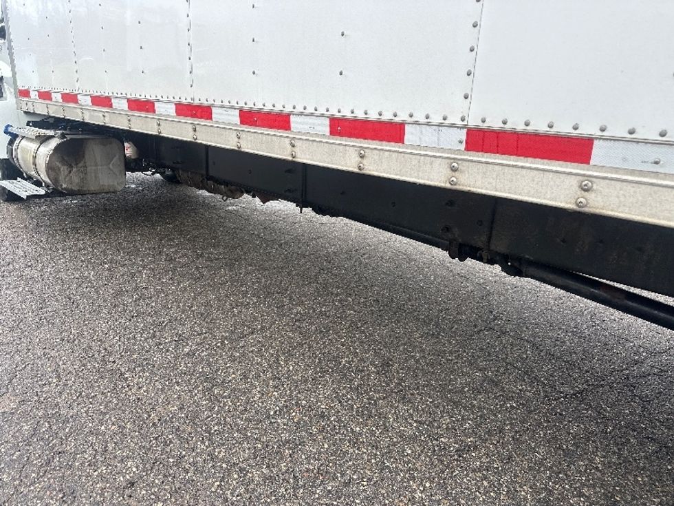 Medium Duty Box Truck-Light and Medium Duty Trucks-International-2019-4300-Battle Creek-MI-115,070\n\t\tmiles-$ 44,000 - Image 5