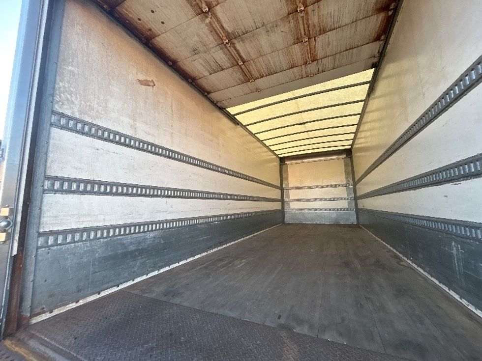 Medium Duty Box Truck-Light and Medium Duty Trucks-International-2019-4300-Battle Creek-MI-299,967\n\t\tmiles-$ 20,000 - Image 11