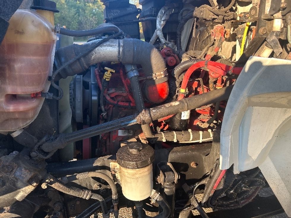 Medium Duty Box Truck-Light and Medium Duty Trucks-International-2019-4300-Battle Creek-MI-299,967\n\t\tmiles-$ 20,000 - Image 23