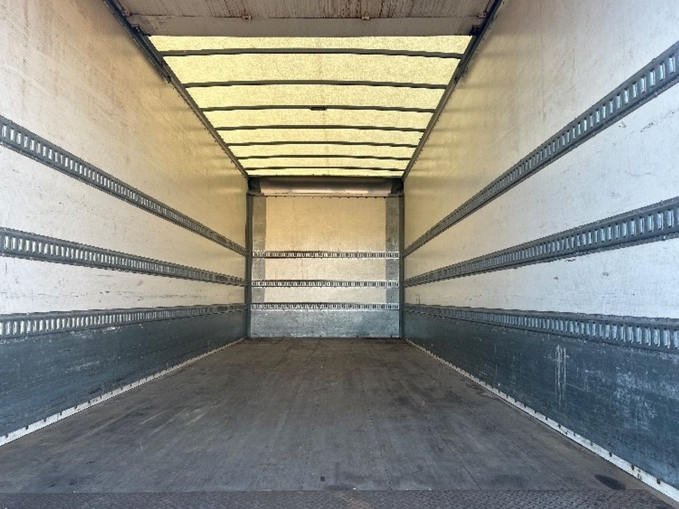 Medium Duty Box Truck-Light and Medium Duty Trucks-International-2019-4300-Battle Creek-MI-299,967\n\t\tmiles-$ 20,000 - Image 9