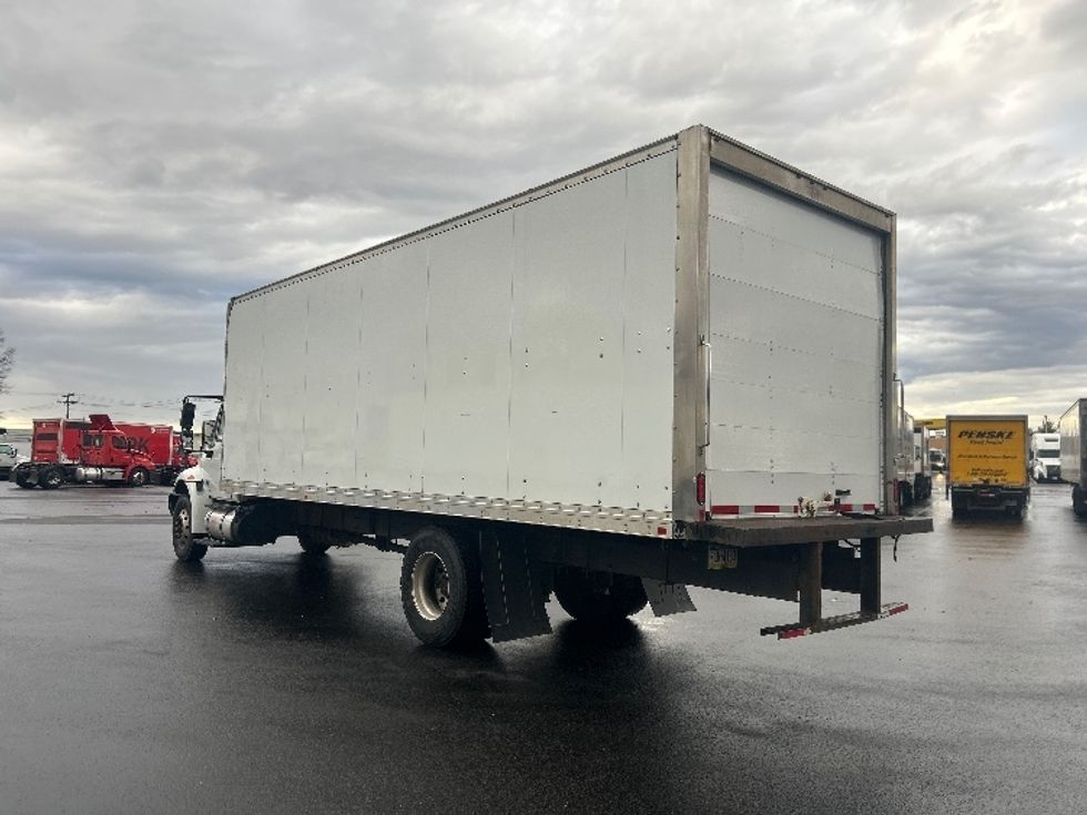 Medium Duty Box Truck-Light and Medium Duty Trucks-International-2019-4300-Bensalem-PA-189,752\n\t\tmiles-$ 37,750 - Image 6